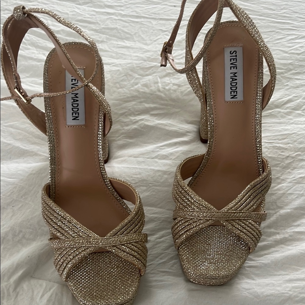 Steve Madden Gold Glitter Heels